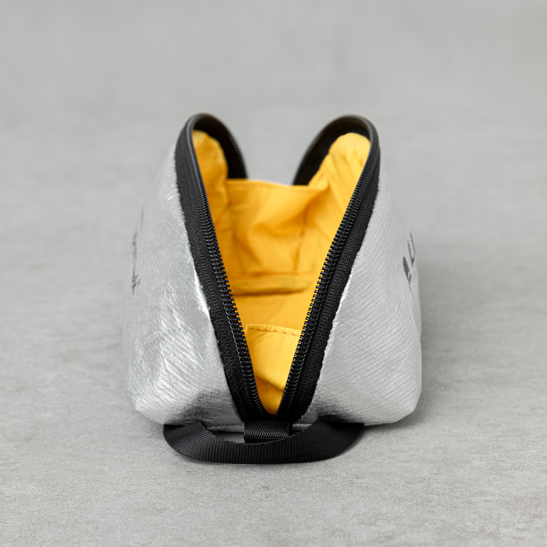 Luna Project Tyvek Zipper Pouch / ルナプロジェクト タイベック ジッパー ポーチ