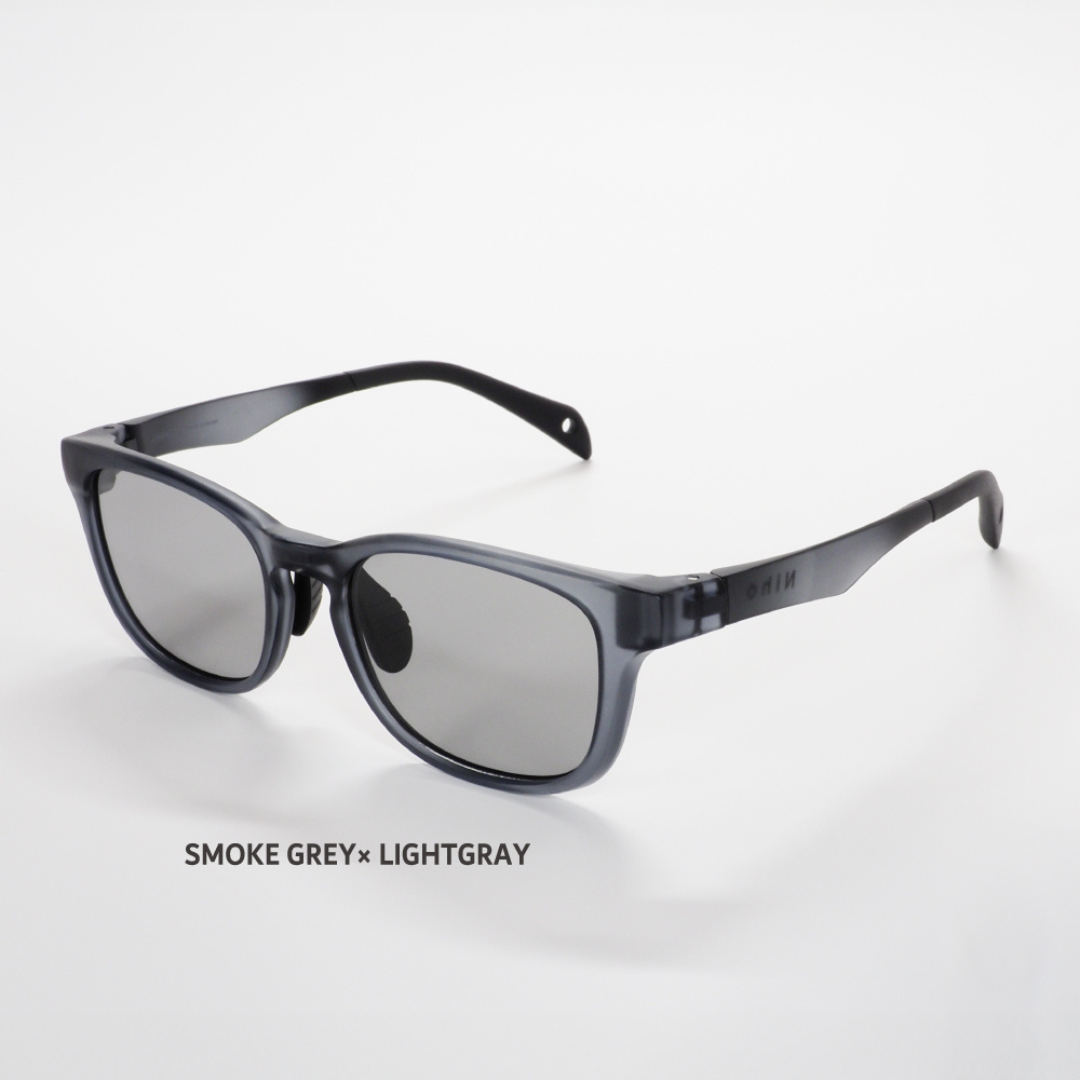 Niho NH-101 COL.2 / ウェリントン型 偏光サングラス(スモークグレーフレームxライトグレーレンズ)