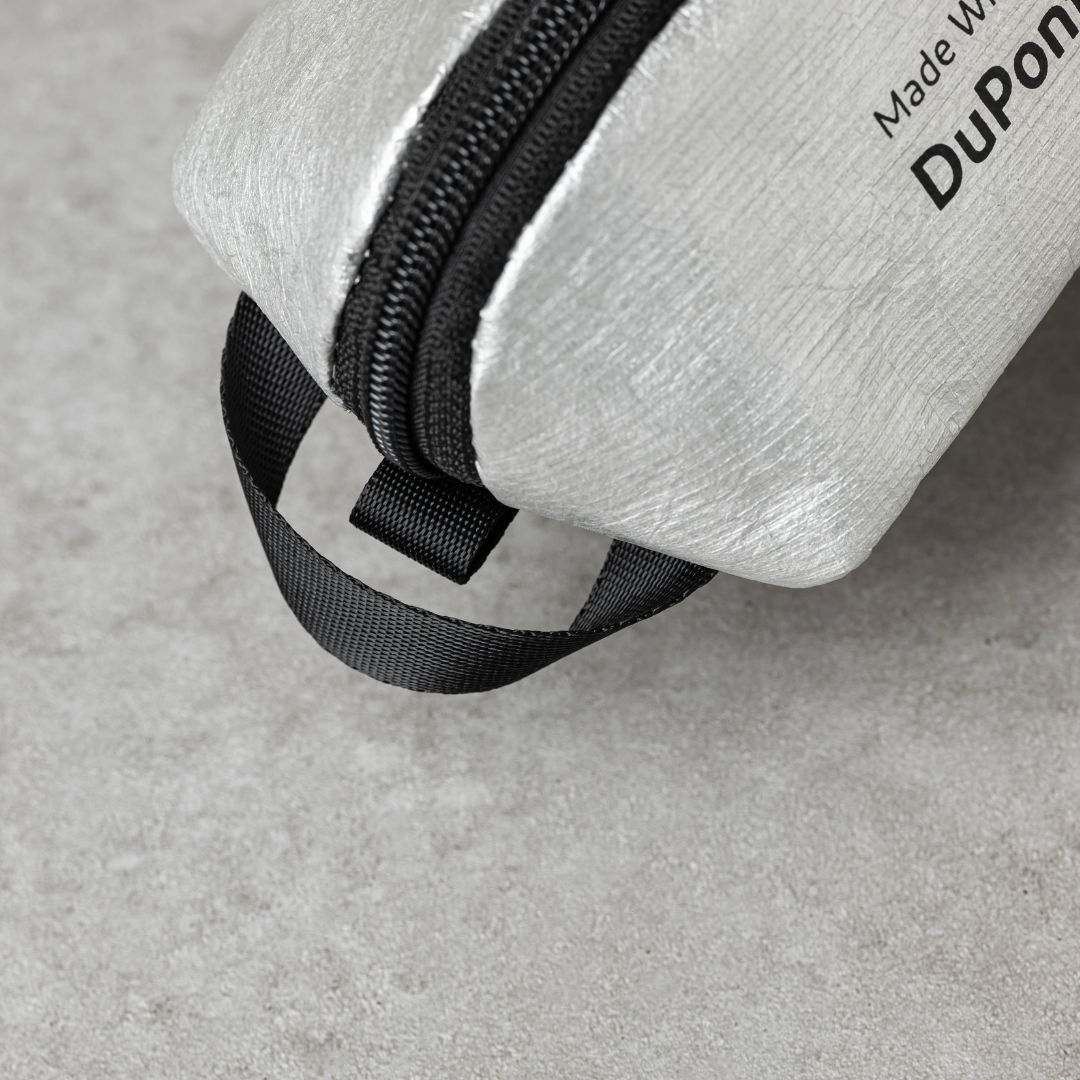 Luna Project Tyvek Zipper Pouch / ルナプロジェクト　タイベック　ジッパー　ポーチ