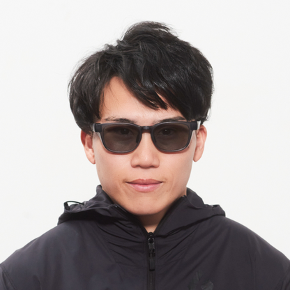 Niho NH-101 COL.2 / ウェリントン型 偏光サングラス（スモークグレーフレームxライトグレーレンズ）