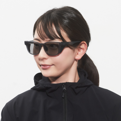 Niho NH-101 COL.2 / ウェリントン型 偏光サングラス（スモークグレーフレームxライトグレーレンズ）