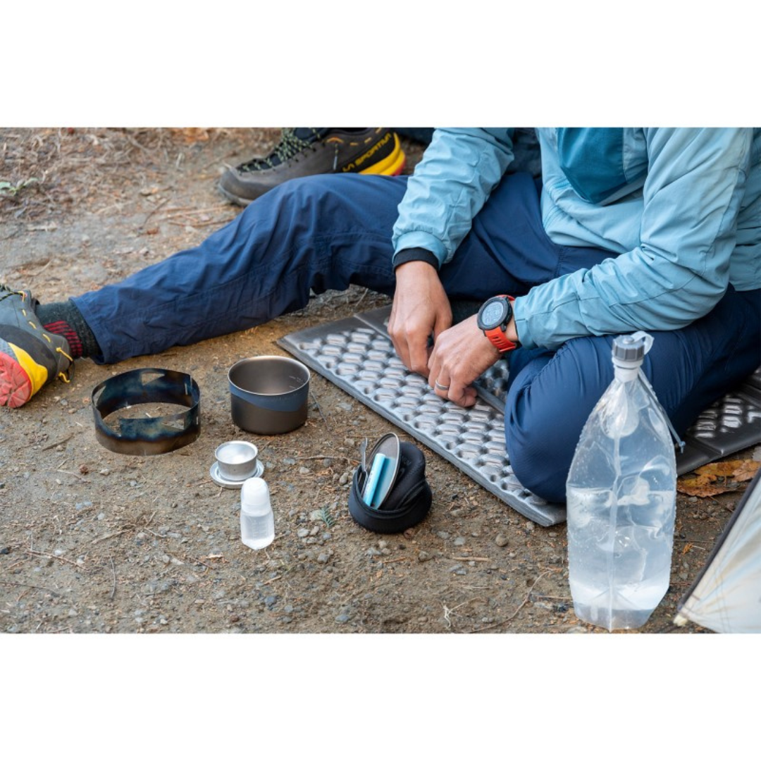 EVERNEW / Lying Down in the Mountains