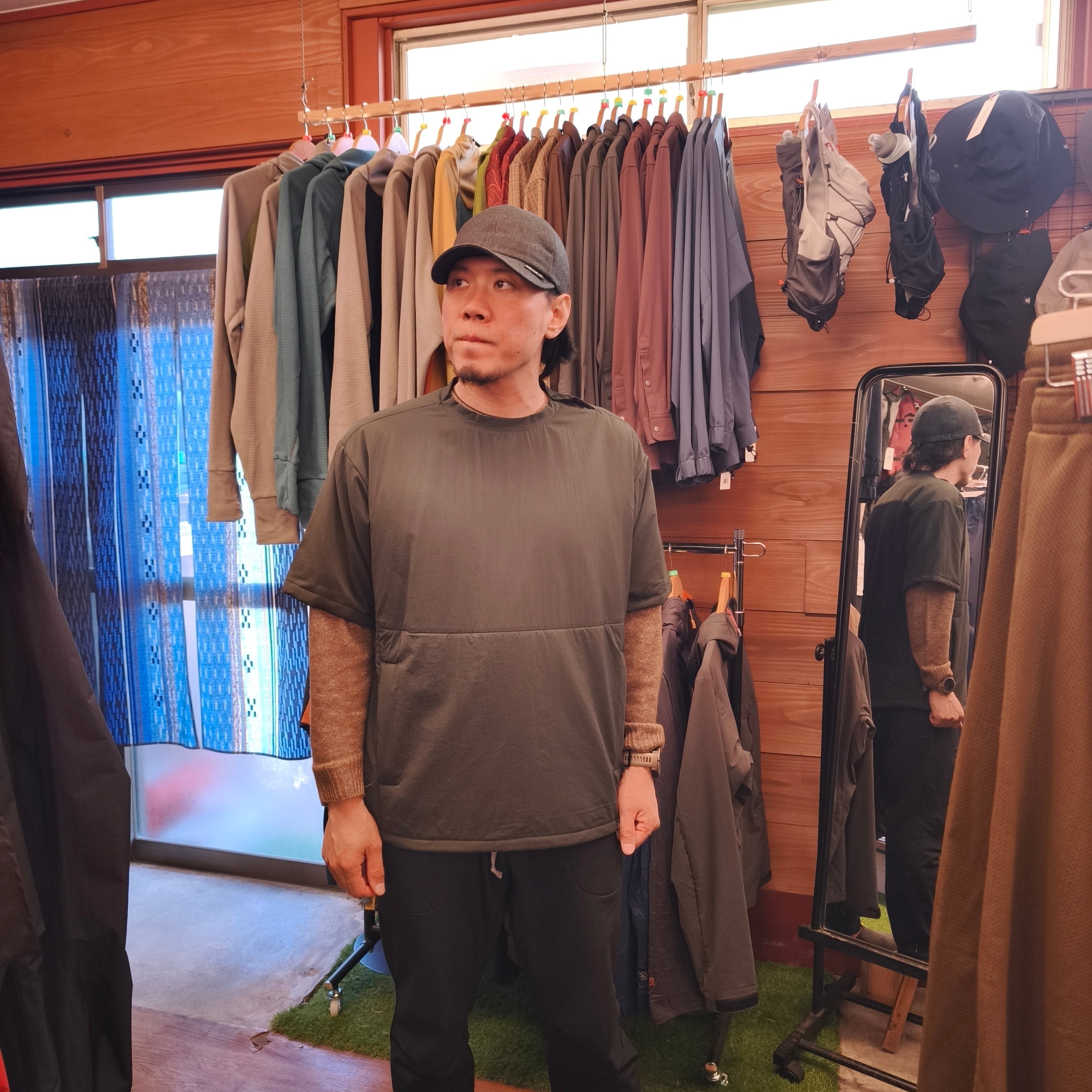 Adrift Tee With Shell